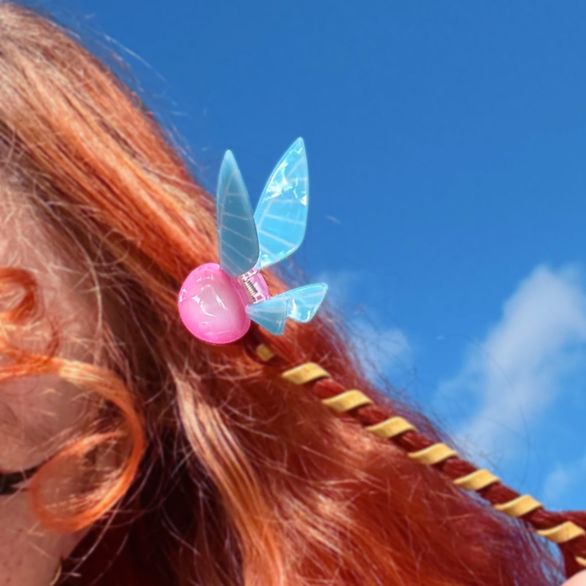 Navi Hair Clips Pair